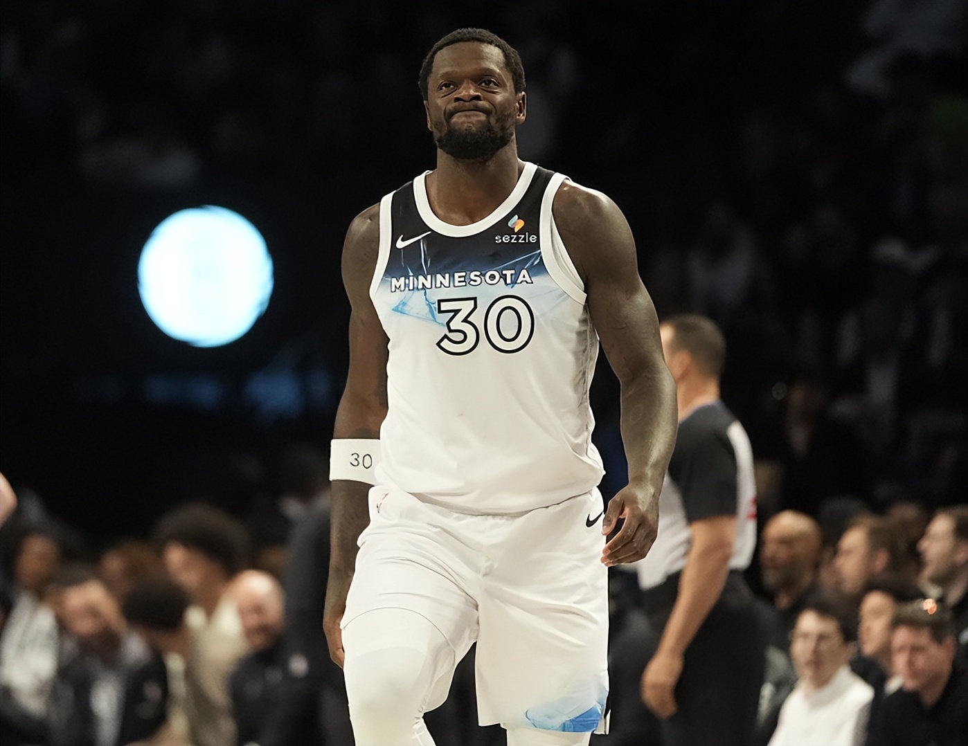 今晚NBA季后赛焦点战；尤文图斯内部沟通；悬念犹存；年轻球员得到机会的简单介绍-LOL下注官方