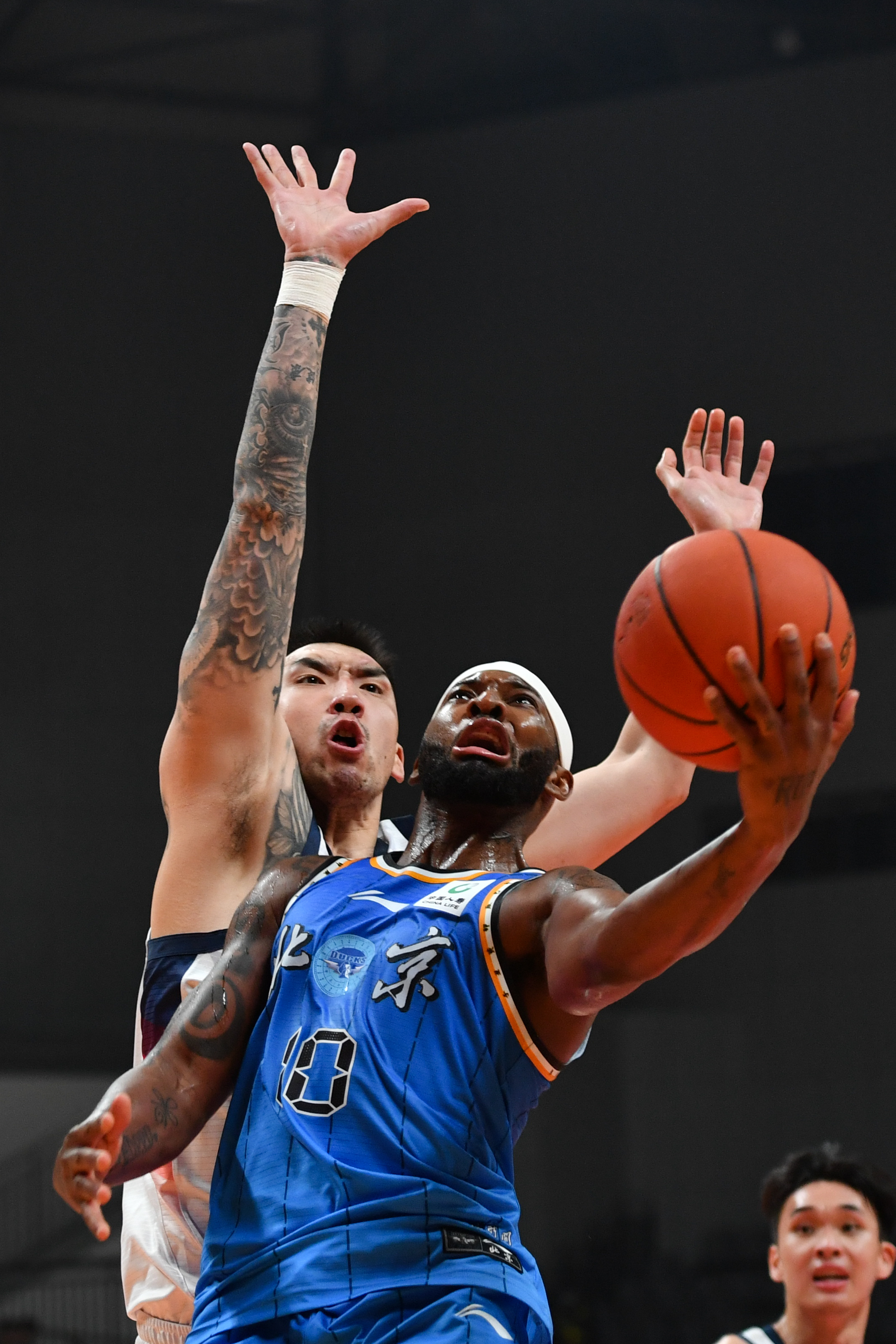 包含CBA常规赛冲刺阶段再迎强敌，山东男篮防线松动，主帅态度：态度坚定，团队化学反应显著的词条-英雄联盟S15